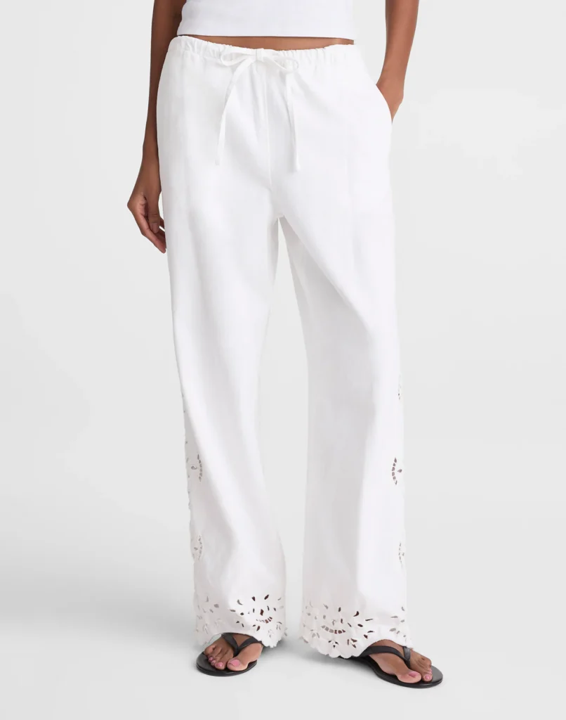 Pull-On Jeans in Airy Denim